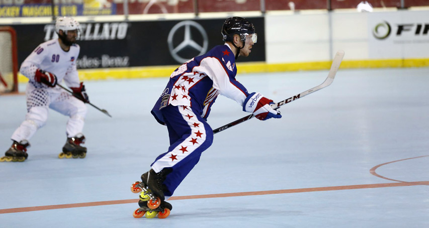 Le capitaine de l'équipe américaine de roller hockey 2016 en 3 roues