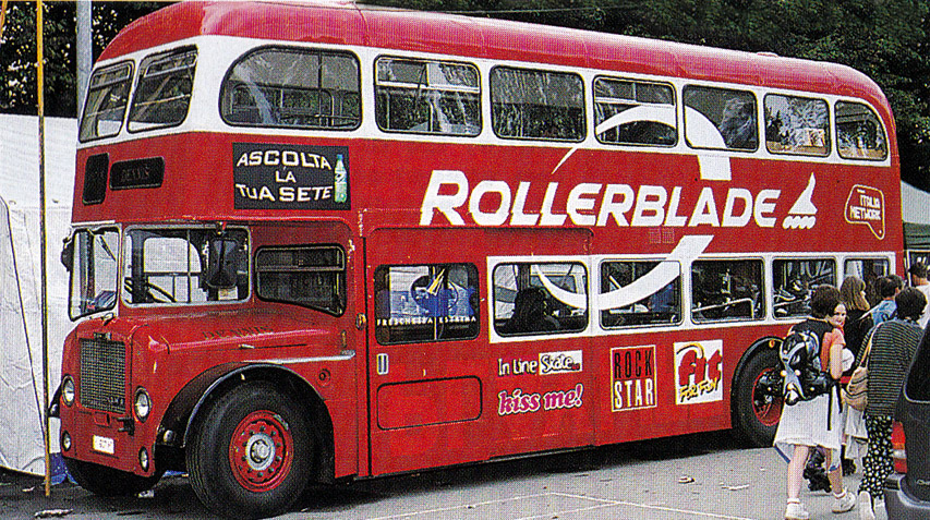 Le bus londonien de Rollerblade en setpembre 1998