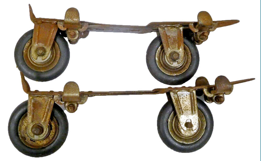 Patins Peck & Snyder à deux roues en ligne de 1900