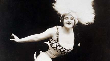 Nellie Donegan, une star du patinage à roulettes dans les années 20